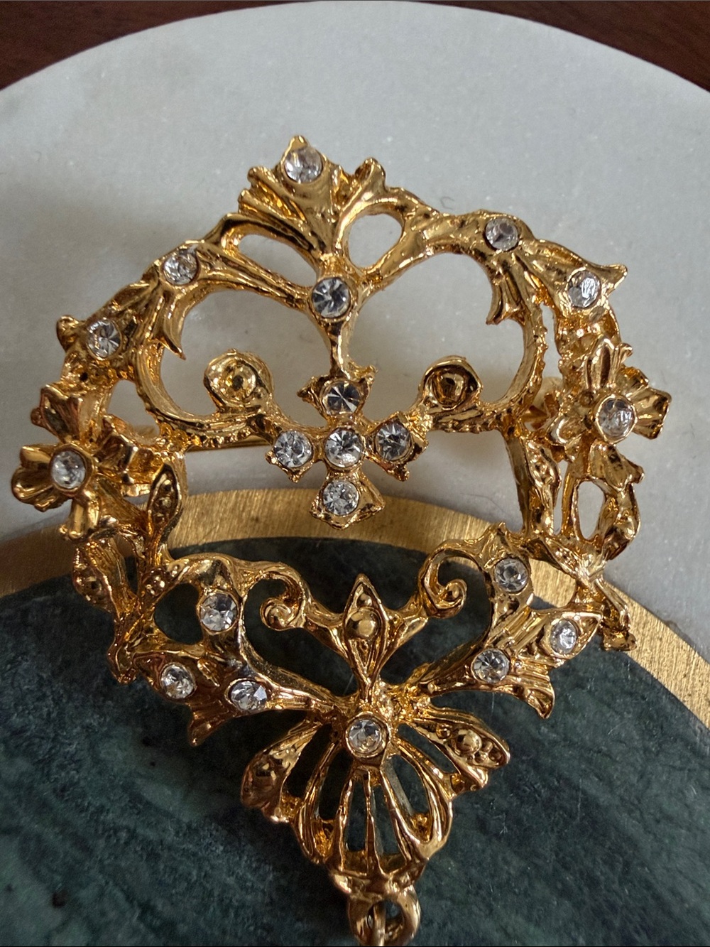 Vintage Gold-Tone Filigree Brooch with Pearl Drop - Victorian , Elegant - Picture 3 of 5